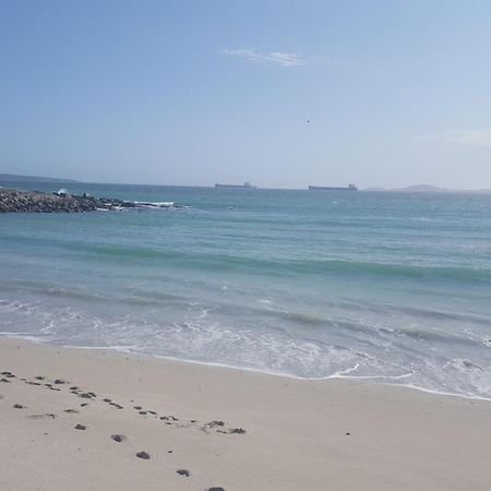 Malindila Apartment & House Langebaan Oda fotoğraf